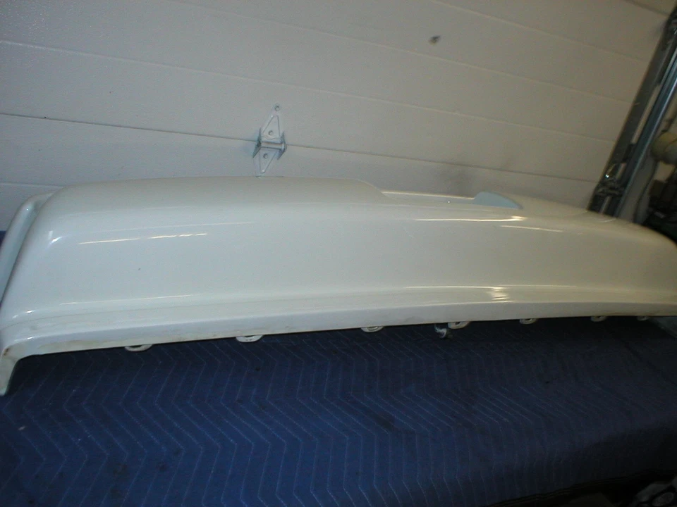 Parachoques trasero Firebird Trans Am Formula 1991 1992 efecto suelo estilo GM OEM Foto 2 de 4