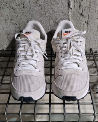 Nike Challenger OG Light Bone Mens Size 10 Pre-owned