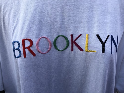 New Look Curves White Rainbow ‘Brooklyn’ Embroidery Cotton T-Shirt Size 22/24 - Picture 3 of 11