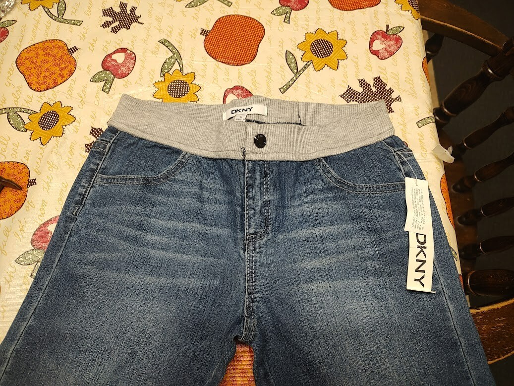 Picture 3 of 4