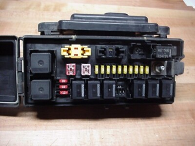 07 JEEP Grand Cherokee Commander TIPM fuse box BCM 04692108AC, 04692138AF, 104AH