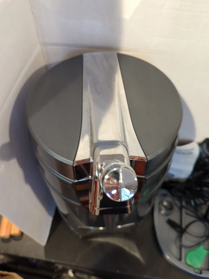 Koolatron 5L barril de gravedad y enfriador y dispensador de barril presurizado ¡EXCELENTE ESTADO! Bar de cerveza Foto 4 de 4