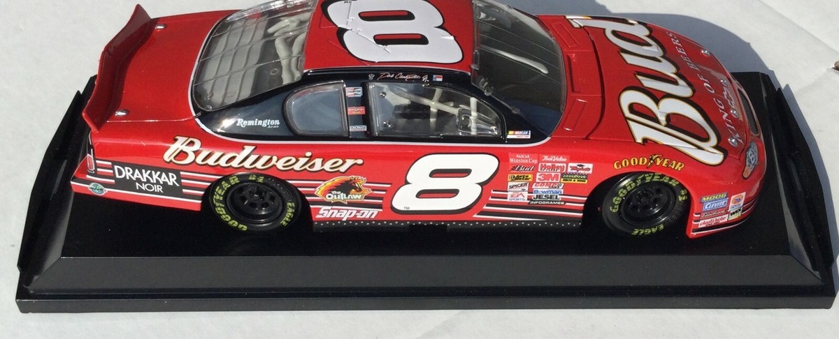 Action's Limited Editi #8 Dale Earnhardt Jr 10th Anniversary 1:24