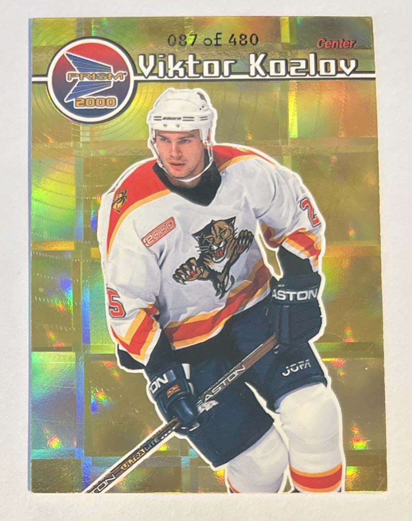 1999-00 Pacific Prism Holographic Gold /480 Viktor Kozlov #62 Florida Panthers
