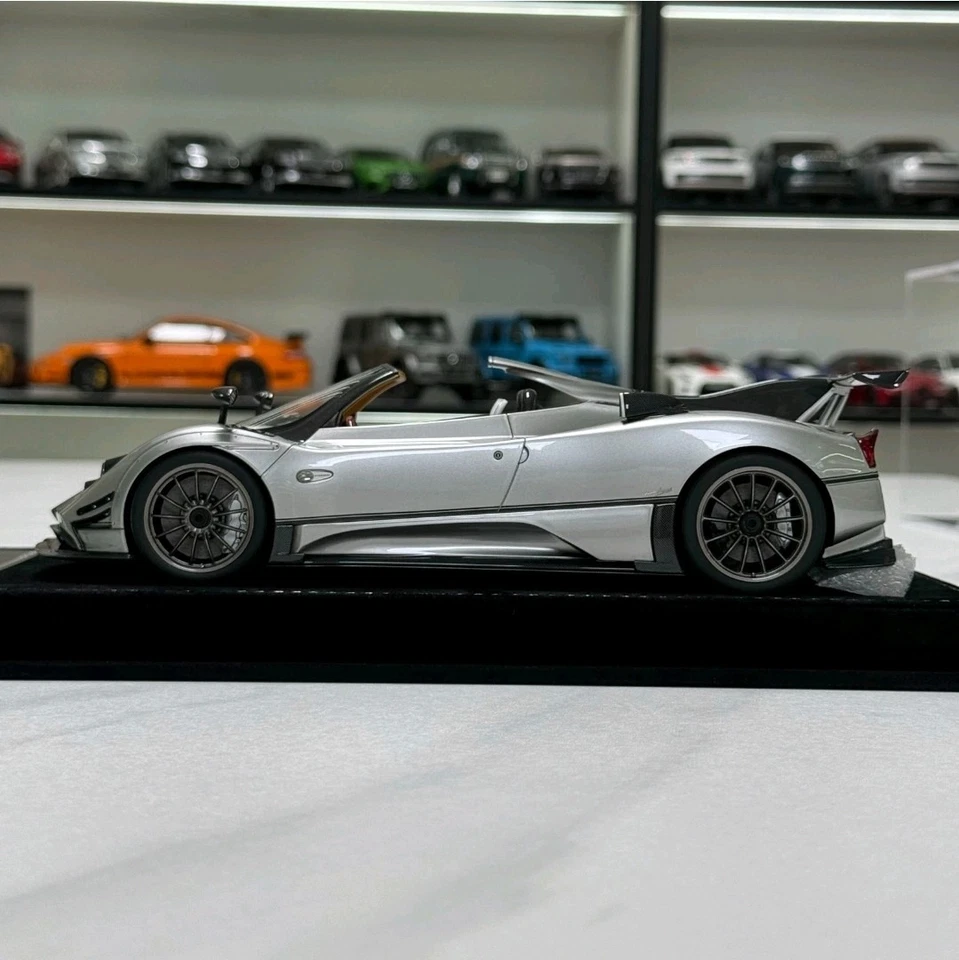 1:18 HH Pagani Zonda Liquid Silver - Limited Edition - Immagine 2 di 4