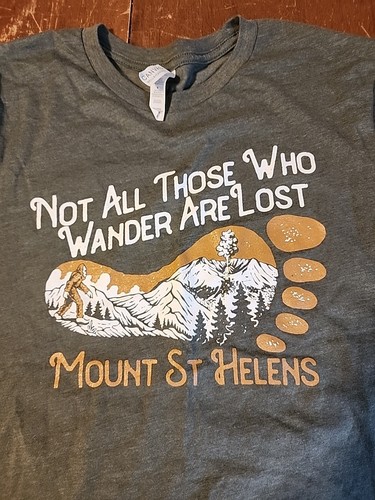 Not All Those Who Wander Are Lost Mt St Helens Wandershirt Unisex T-Shirt Med - Bild 5 von 6