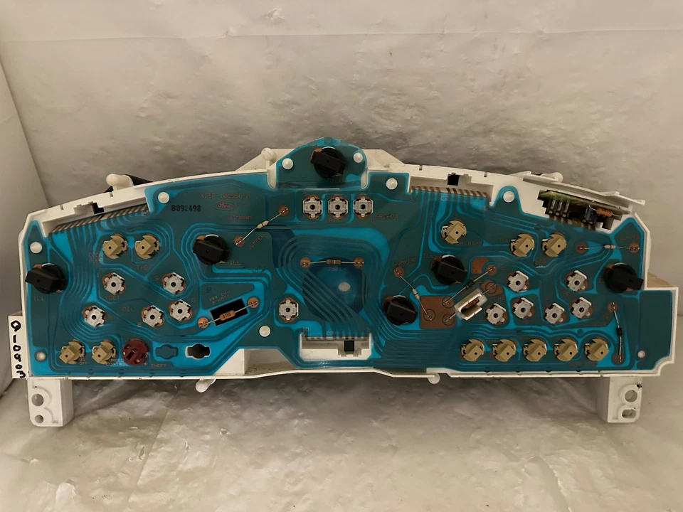 Instrumento velocímetro 98 99 00 Ford Ranger medidores de painel 122.615 milhas - Imagem 2 de 4