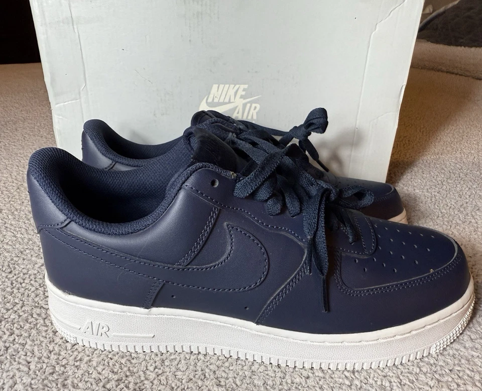 NUEVO Zapato Nike Air Force 1 '07 Obsidian Low Top AA4083-400 Talla M 8.5/W10 Foto 2 de 4