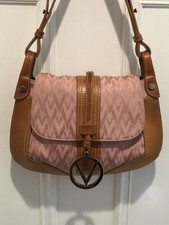 VALENTINO GARAVANI. LEATHER SHOULDER BAG. VERY LITTLE USE. EXCELLENT CONDITION.