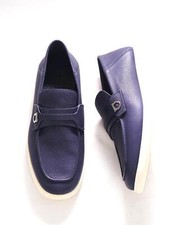 880 SALVATORE FERRAGAMO - DRAME" Navy Summer Walk Leather Loafer - 7.5 M