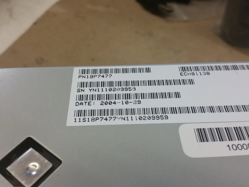 IBM 18P7477 Ultrium LTO 2 SCSI Loader Tape Drive Internal - Image 4 of 4