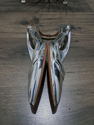 PRADA オルゴール　未使用 EUC Prada Womens silver slingback metallic pump Heels size