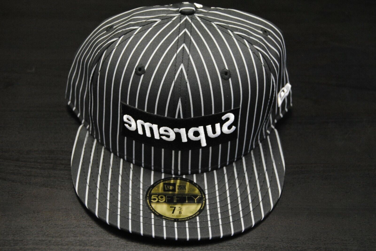 Supreme COMME des GARCONS NEW ERA