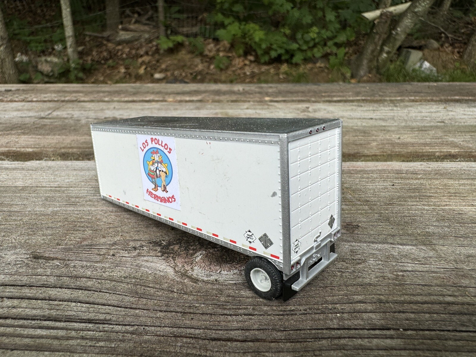Picture 2 of 4