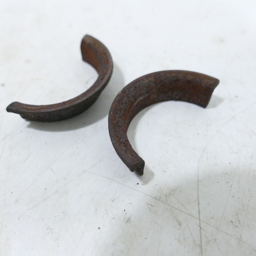 Ducati Monster 600 Krümmerschellen Halbmonde Auspuff Abgasanlage 70199