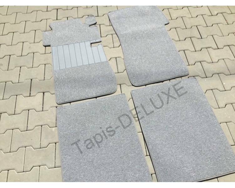 Tapis de sol noir en velours pour Mercedes-Benz W110 vintage
