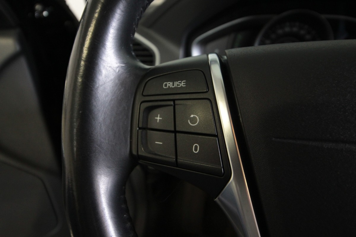 Volvo XC60 2,0 D4 181 Momentum
