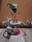 Invader Zim Gallery PVC Diorama Statue  Diamond Select Toys 2021 Gir Triumphant — photo 2