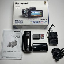 Panasonic HC-V500 Videocamera HD Portatile Testata + Caricatore, Batteria, SD 16GB