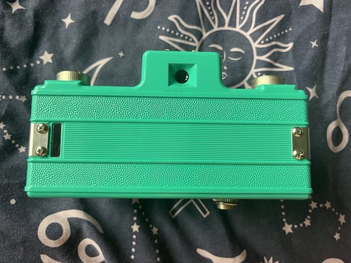 Rare Lomography Bundle: Turquoise Sprocket Rocket Camera & Expired 35mm Film - Picture 4 of 8