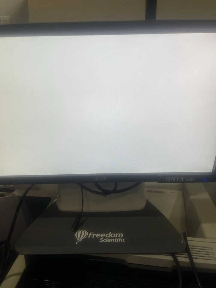 Freedom Scientific ONYX HD Deskset Magnifier Document Reader Monitor only - Image 4 of 4