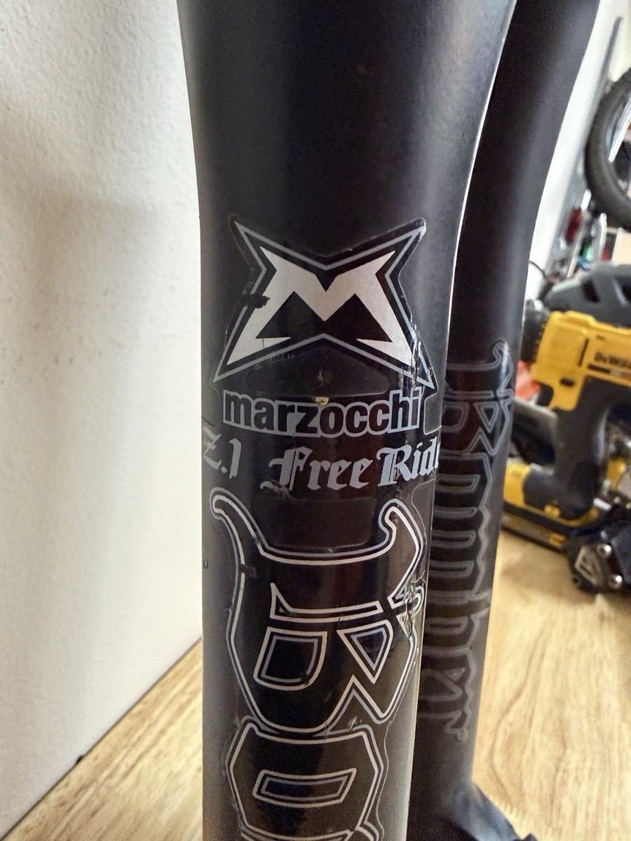 Marzocchi Bomber Z1 Freeride Suspension Fork Black Aluminum