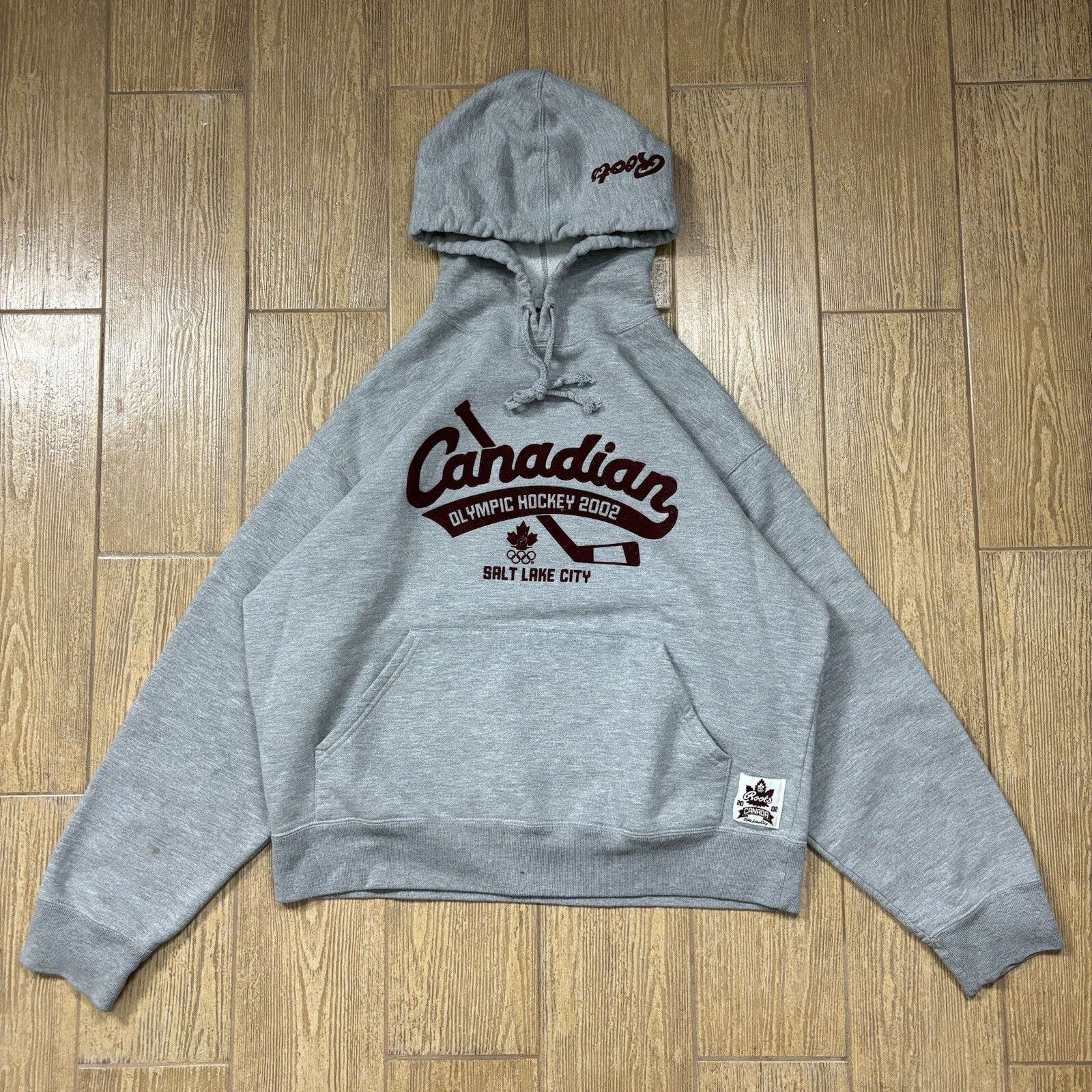 Vintage 2002 Canada Winter Olympics Gray Athletic Hoodie Size L