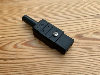 IEC C9 mains connector uniquely RE-WIREABLE, OPEN-ABLE screw fixing REVOX AKAI - Image 1 of 3