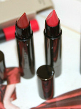 Lot of 2 Burberry Full Kisses Lipstick Made in Italy