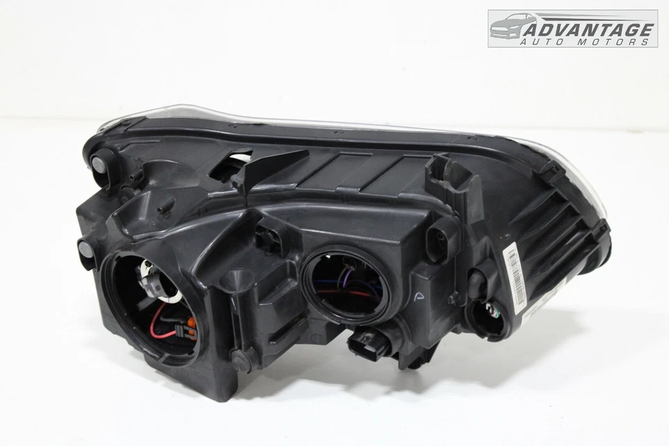 2017-2023 CHRYSLER 300 FRONT LEFT SIDE HEADLIGHT HALOGEN LIGHT LAMP OEM - Image 2 of 4