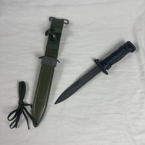 U.S. BOC M1 Grand Bayonet With B.M. Co M8A1 Scabbard Vintage WWII Style Knife
