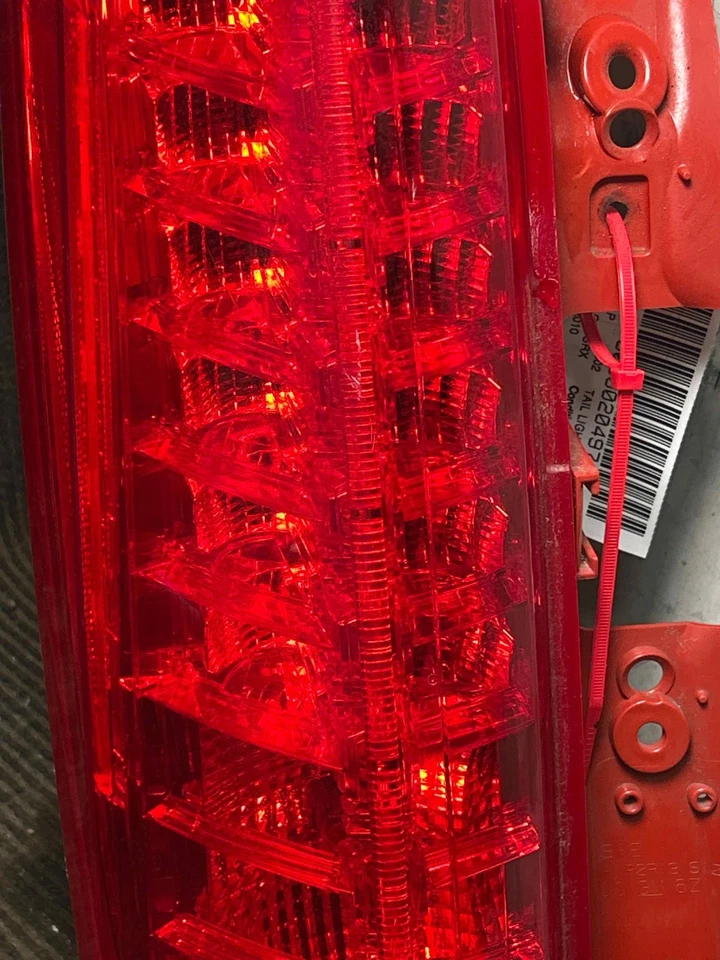 Fits 2010-2016 Cadillac SRX Left Tail Light OEM:22774014 Foto 3 de 4