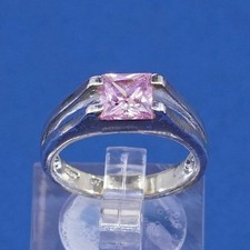 Size 6, vtg Sterling silver handmade ring, 925 wiw/th pink crystal