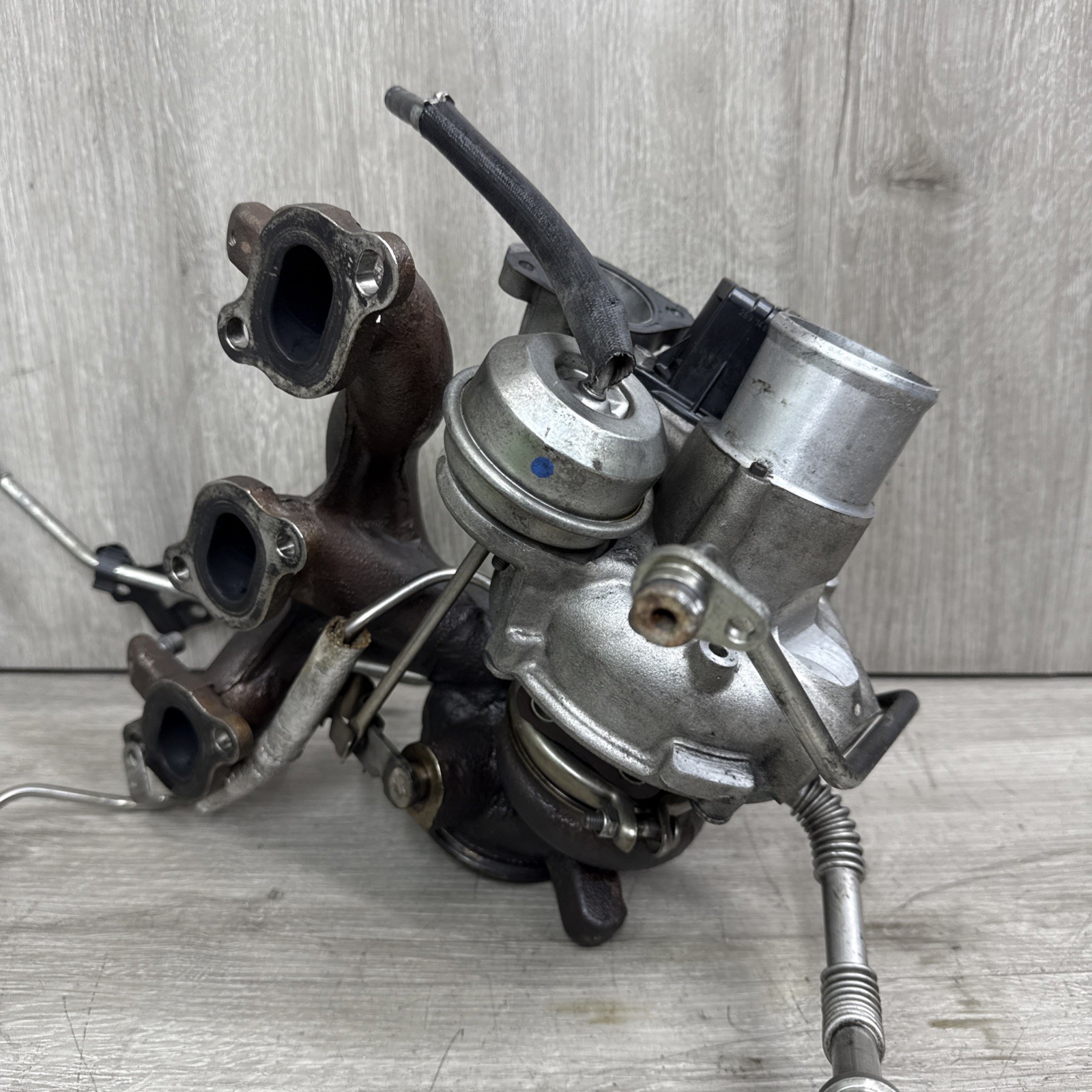 ✅ 2014-2024 Maserati Levante M161 Ghibli LEFT Turbo Charger Manifold 837668 OEM