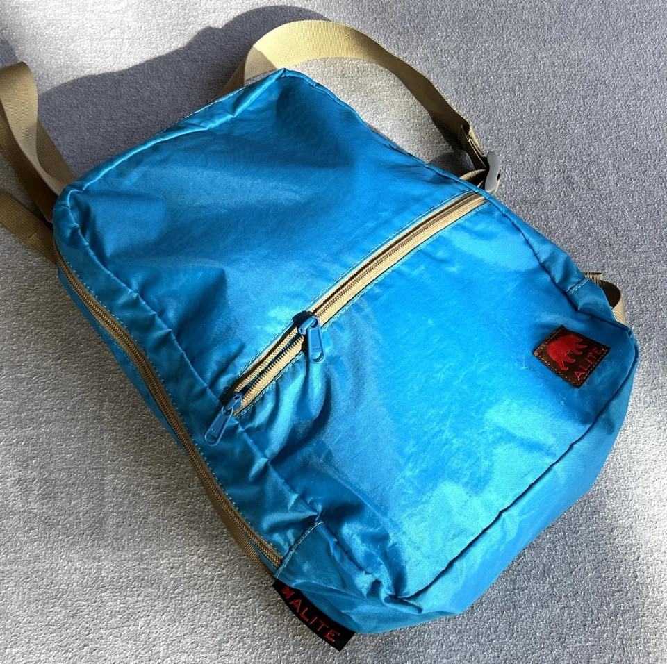 Alite Urban Backpack - Bright Blue - 14"x10"x3.5" - Multi Pocket Daypack VG - Image 3 of 4