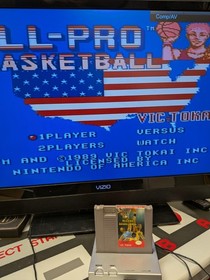 Lote de 5 juegos Nintendo NES. Doble regate. Arch Rivals. Tecmo Bowl. F&uacute;tbol