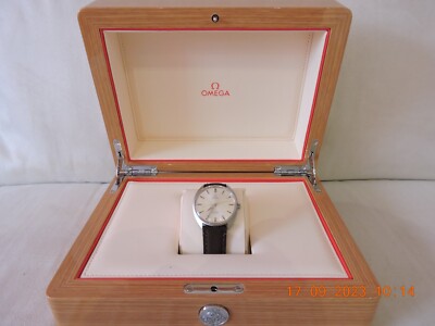 omega seamster manueller Aufzug water proof 135017 SP-Tool 107