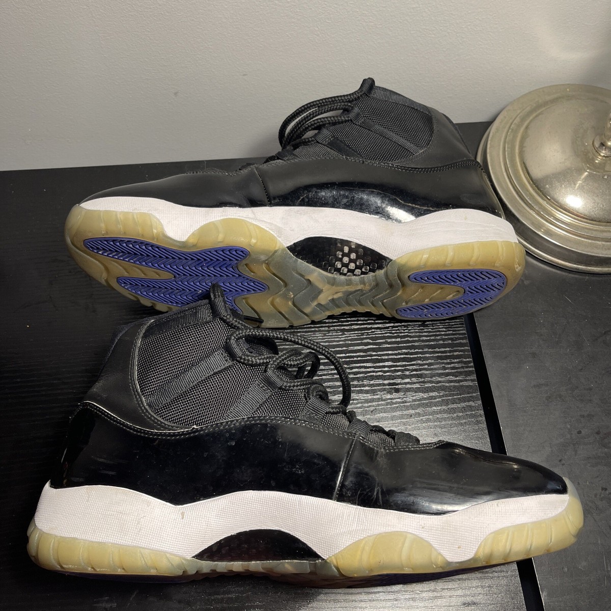 jordan 11 space jam kickz special box