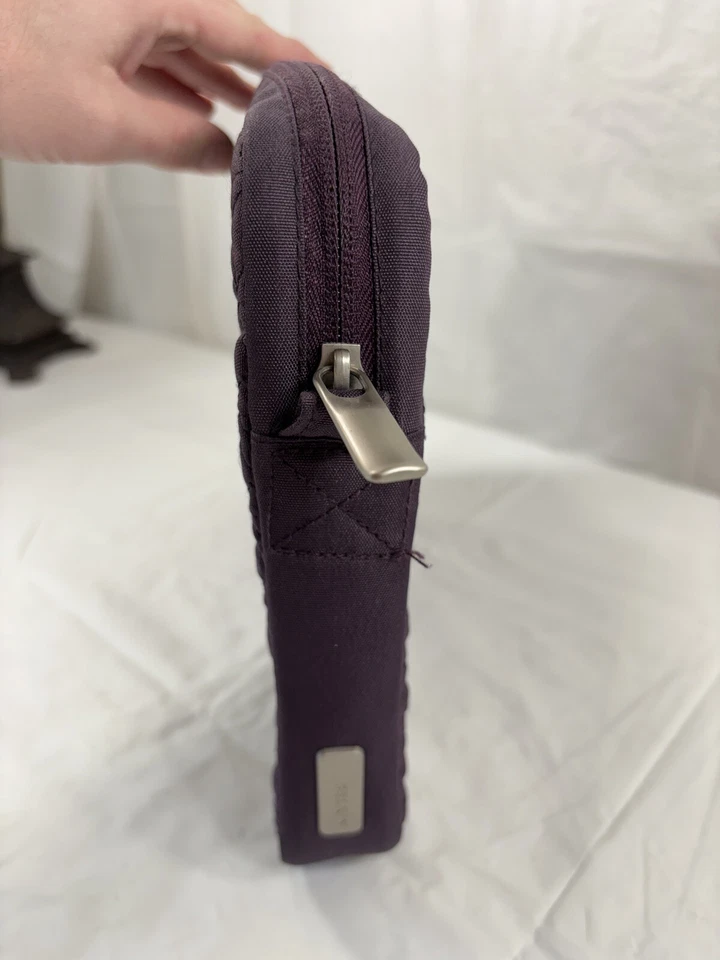 Belkin Estuche de Transporte Acolchado para Cuaderno Tablet iPad Bolso Púrpura Nuevo Foto 4 de 4