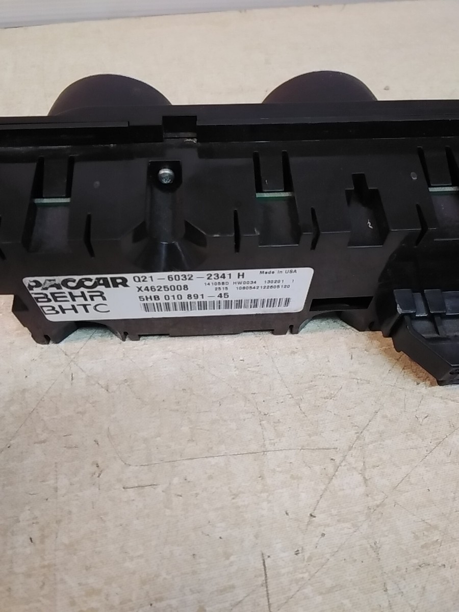 Peterbilt CAB HVAC Temperature Climate Heater Control Q21