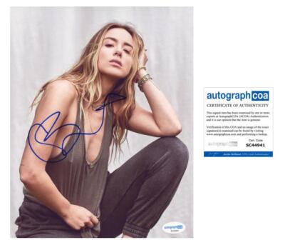 クロエ・ベネット直筆サイン入り2Lサイズ写真…Chloe Bennet… クロエ・ベネット直筆サイン入り2Lサイズ写真…Chloe Bennet… - メルカリ