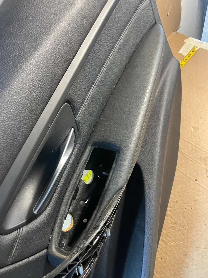 2012-2015 BMW 328i FRONT RIGHT PASSENGER SIDE DOOR PANEL 2083450 OEM . - Image 3 of 4