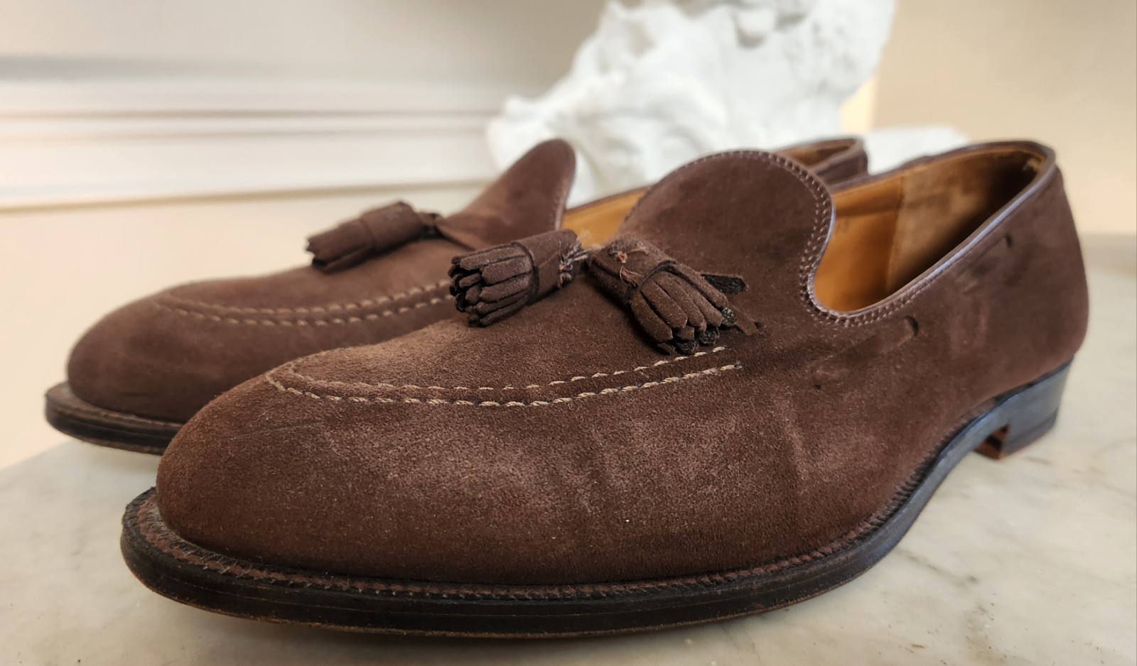 Alden 666 Mocha Kid Suede Tassel Loafer