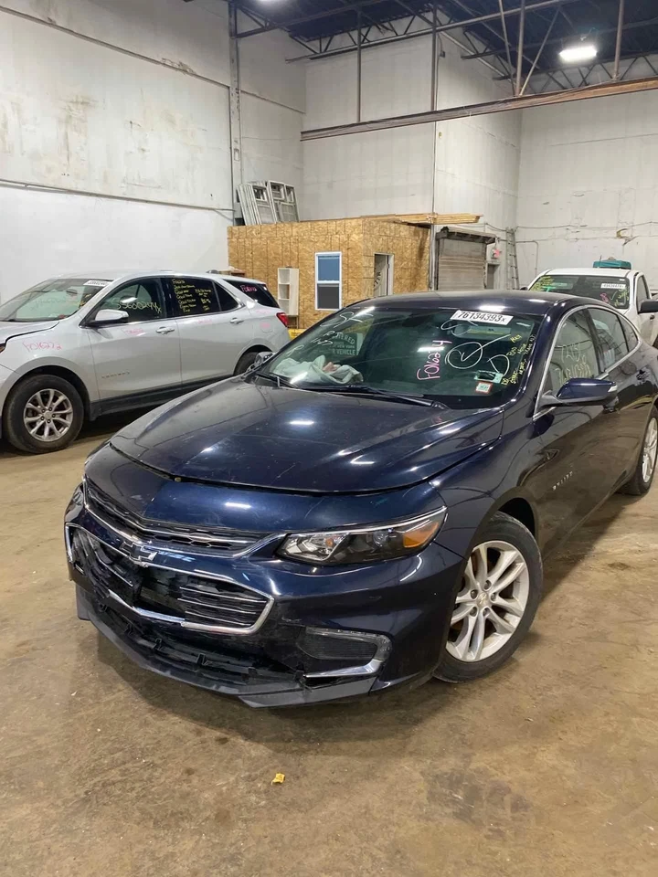 16 17 18 CHEVY MALIBU Alternator - Image 3 of 4