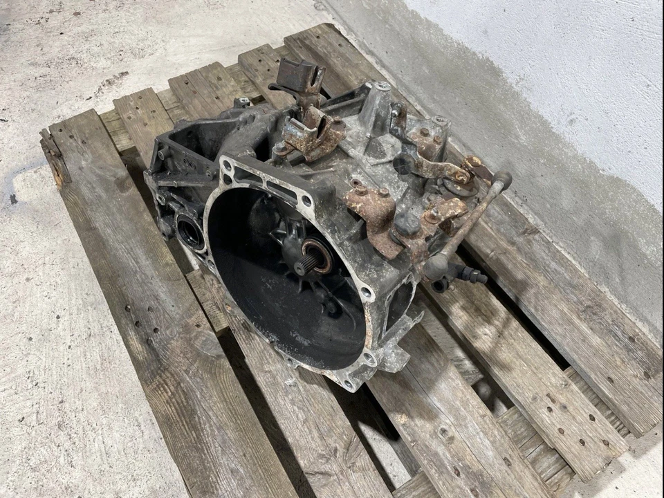 Dodge Caliber Avenger /  2.0 CRD / Getriebe / Schaltgetriebe / 200.000km /  - Bild 3 von 4