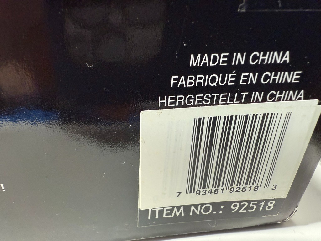 1/18 Yat Ming Road Signature 2003 Toyota Matrix Hatch Red NICE! US Seller 92518