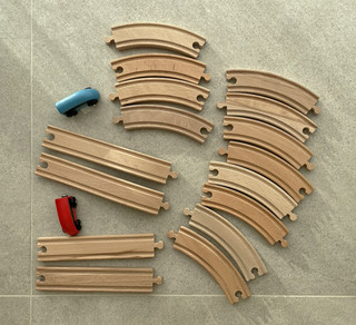Wooden Train Track Pieces Bundle Curved & Straight 2 Small Cars Red Blue