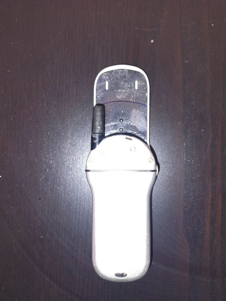 Motorola V70 vintage - Immagine 2 di 3