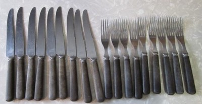 9 Table Knives And 9 Forks Lamson & Goodnow W/ Black Bakelite Handles 1930's?