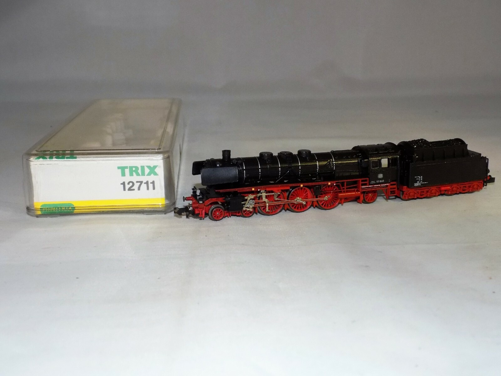 Escala N Minitrix 12711 4-6-2 Dragonball 03 1043 Locomotora De Vapor & licitación de Cochebón Escala N Minitrix 12711 4-6-2 Dragonball 03 1043 Locomotora De Vapor & licitación de Cochebón
